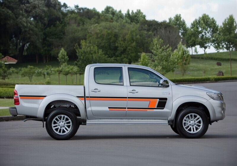 YORK BODY STRIPE DECAL KIT : GEN-7 TOYOTA HILUX (2004-2015)