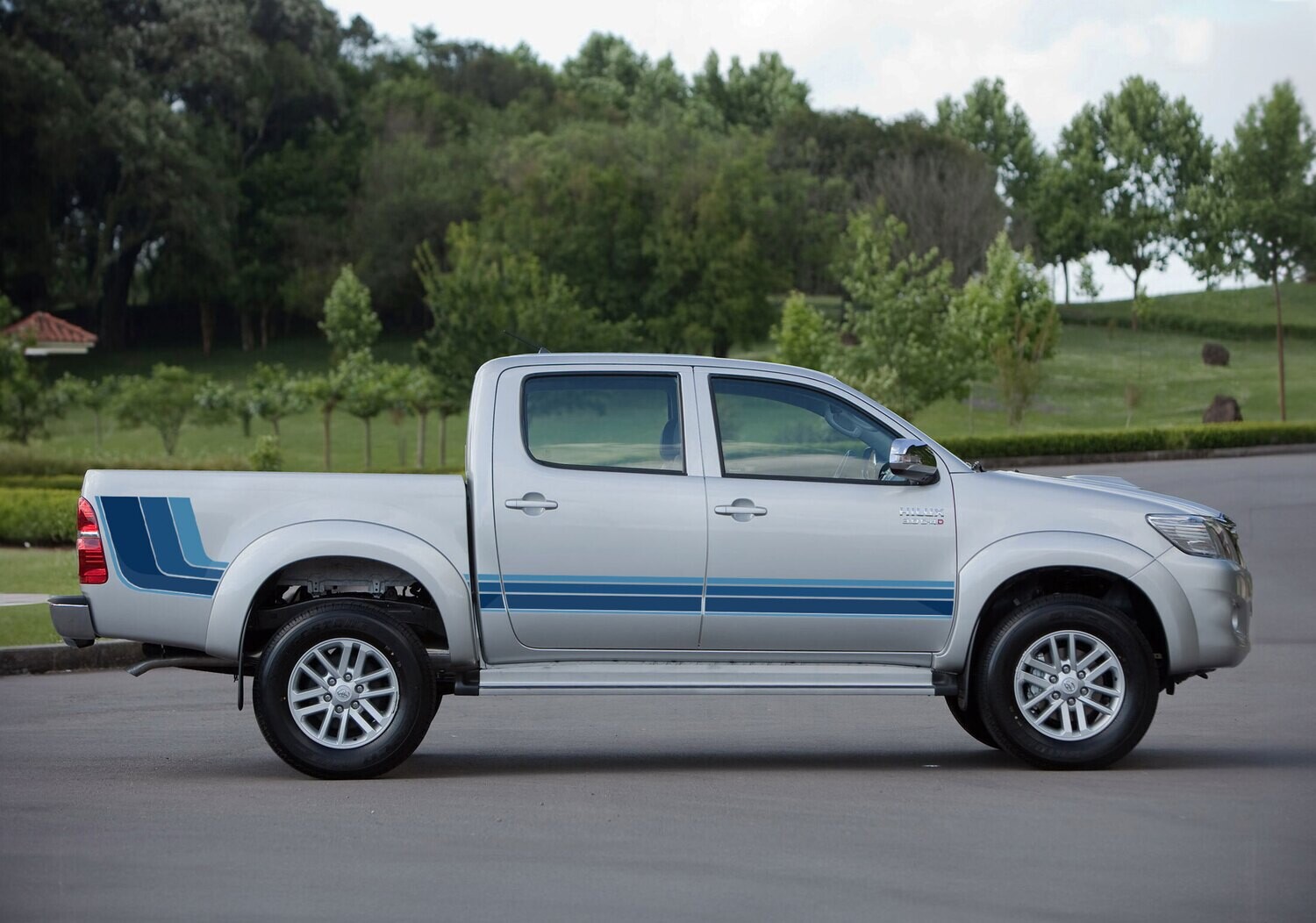 RENMARK BODY STRIPE KIT : GEN-7 TOYOTA HILUX (2004-2015)