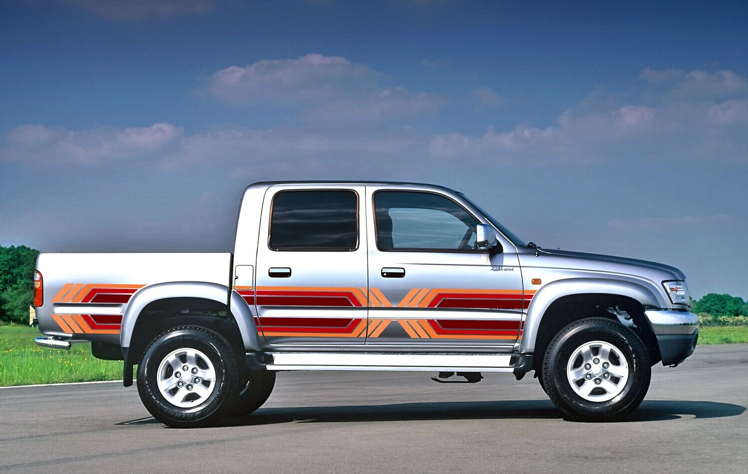 WEIPA BODY STRIPE KIT : TOYOTA HILUX GEN-6 (1997-2004)