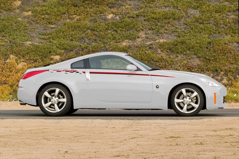 NISMO INSPIRED R-TUNE BODY STRIPE DECAL KIT : NISSAN 350Z