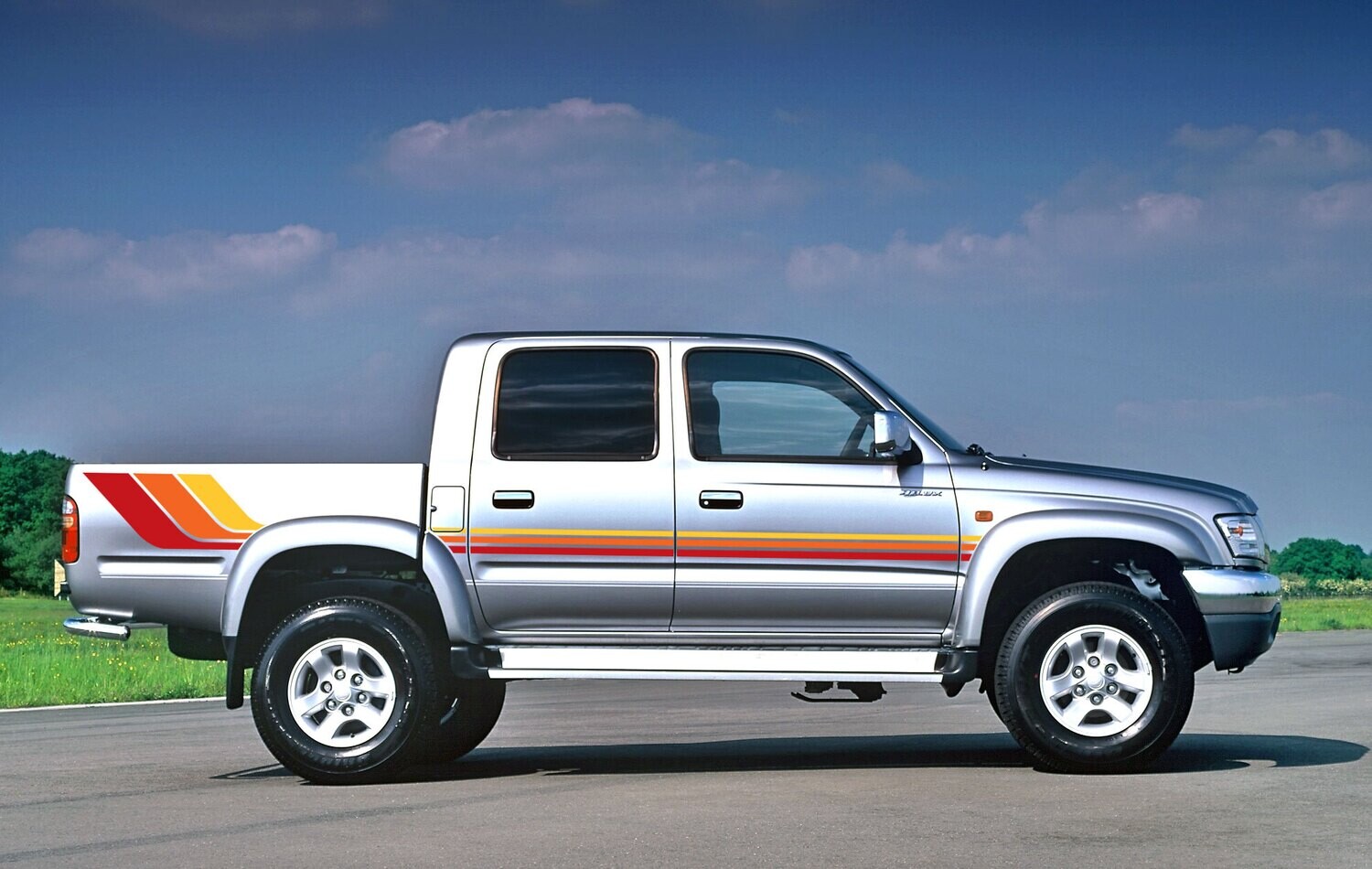 SEATTLE BODY STRIPES KIT : GEN-6 TOYOTA HILUX (1997-2004)