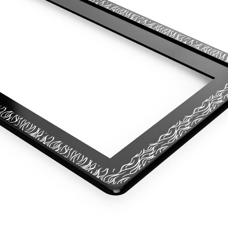 ENGRAVED &quot;FLAMES&quot; LICENSE PLATE FRAME SET
