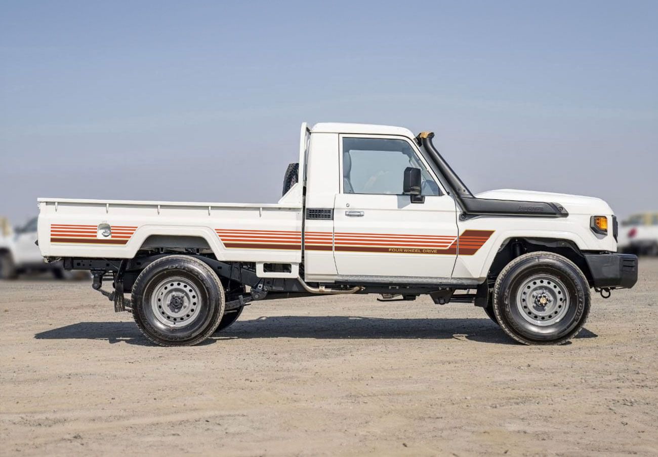 TOWNSVILLE BODY STRIPE KIT : 79-SERIES LAND CRUISER (SINGLE CAB UTILITY)