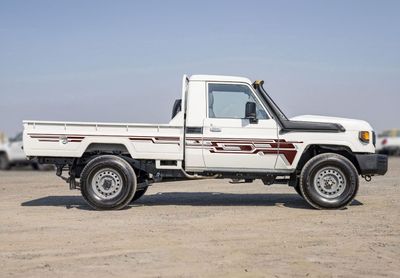 DOHA BODY STRIPES KIT : J79-SERIES TOYOTA LAND CRUISER (SINGLE-CAB)