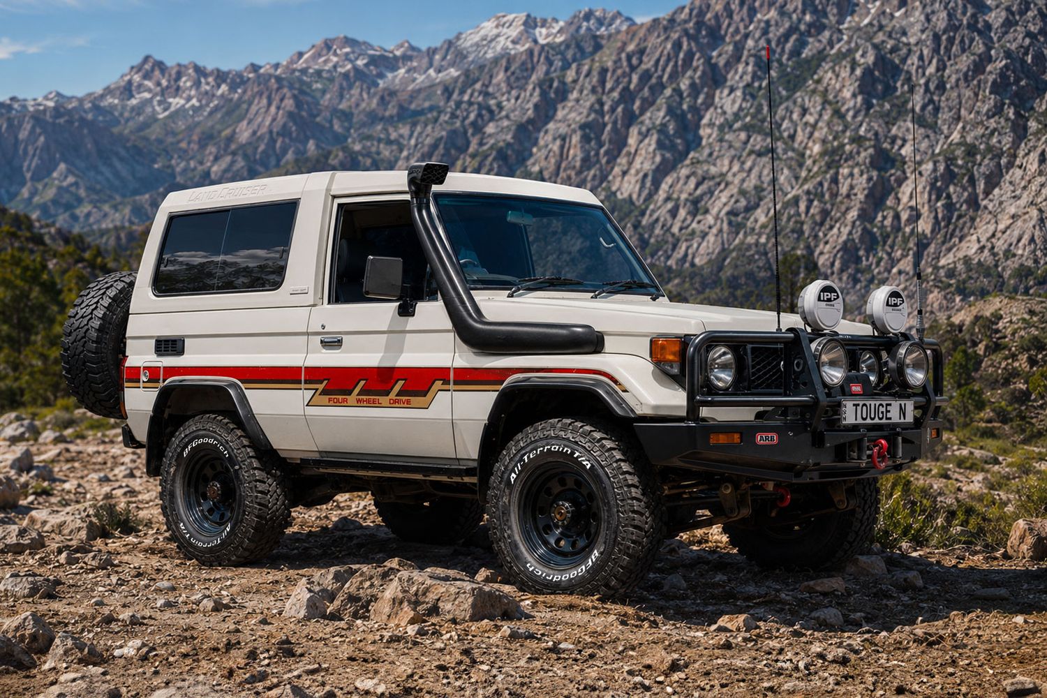 CALIFORNIA BODY STRIPES KIT : BJ73/BJ74 MWB LAND CRUISER
