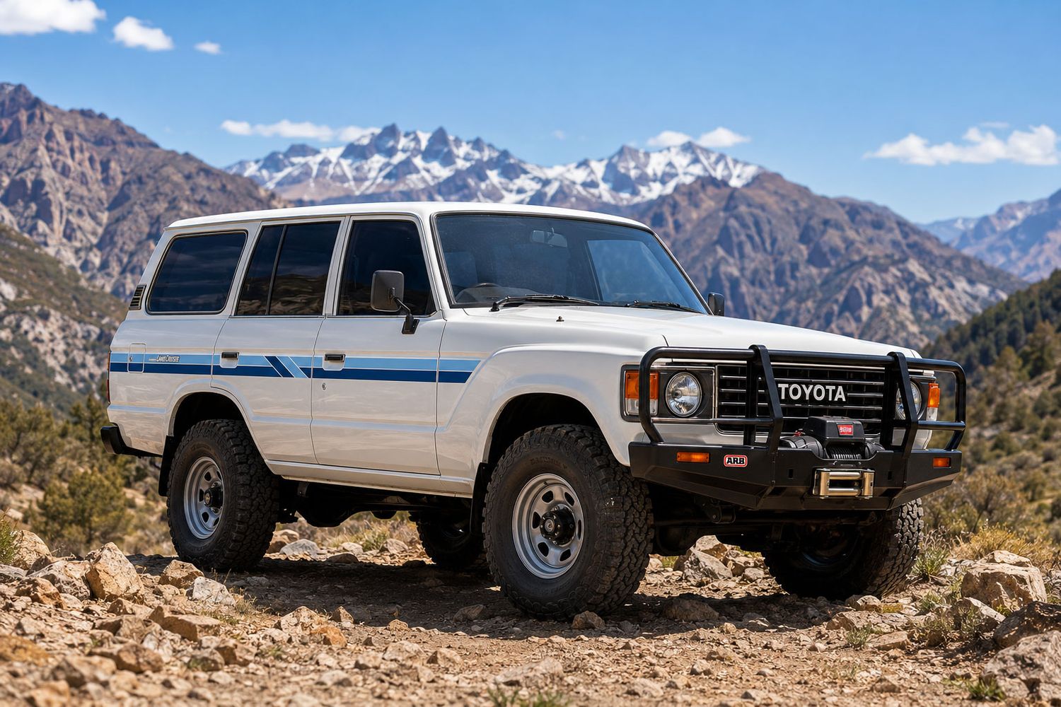 COOTAMUNDRA BODY STRIPE KIT : TOYOTA LAND CRUISER 60-SERIES