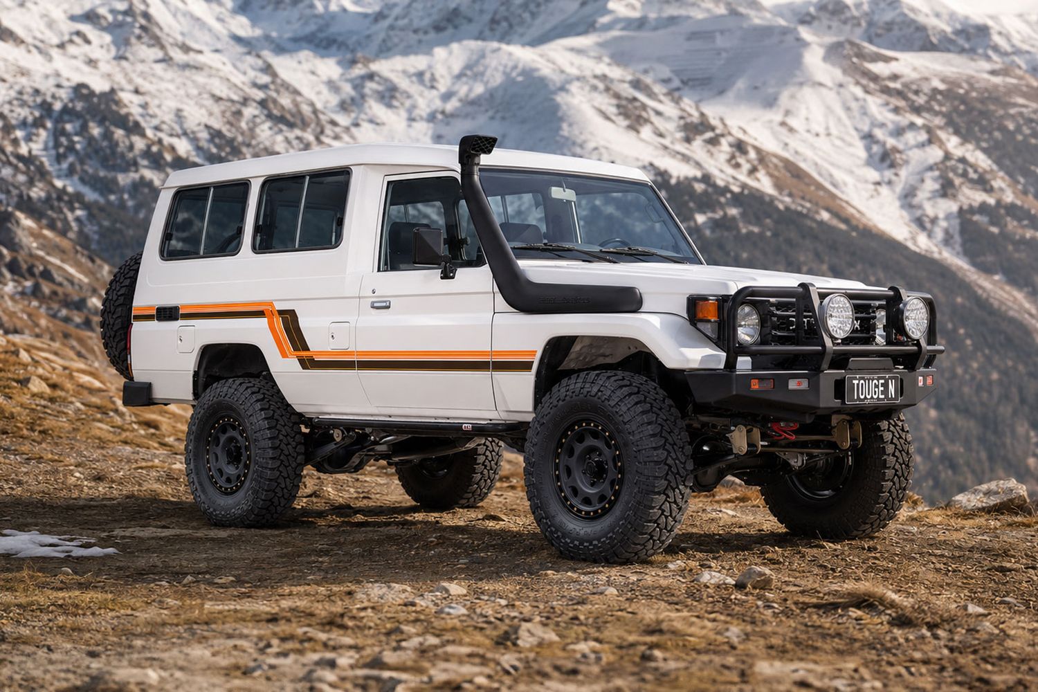 TARCUTTA BODY STRIPES KIT : J75-SERIES TOYOTA LAND CRUISER (TROOP CARRIER)