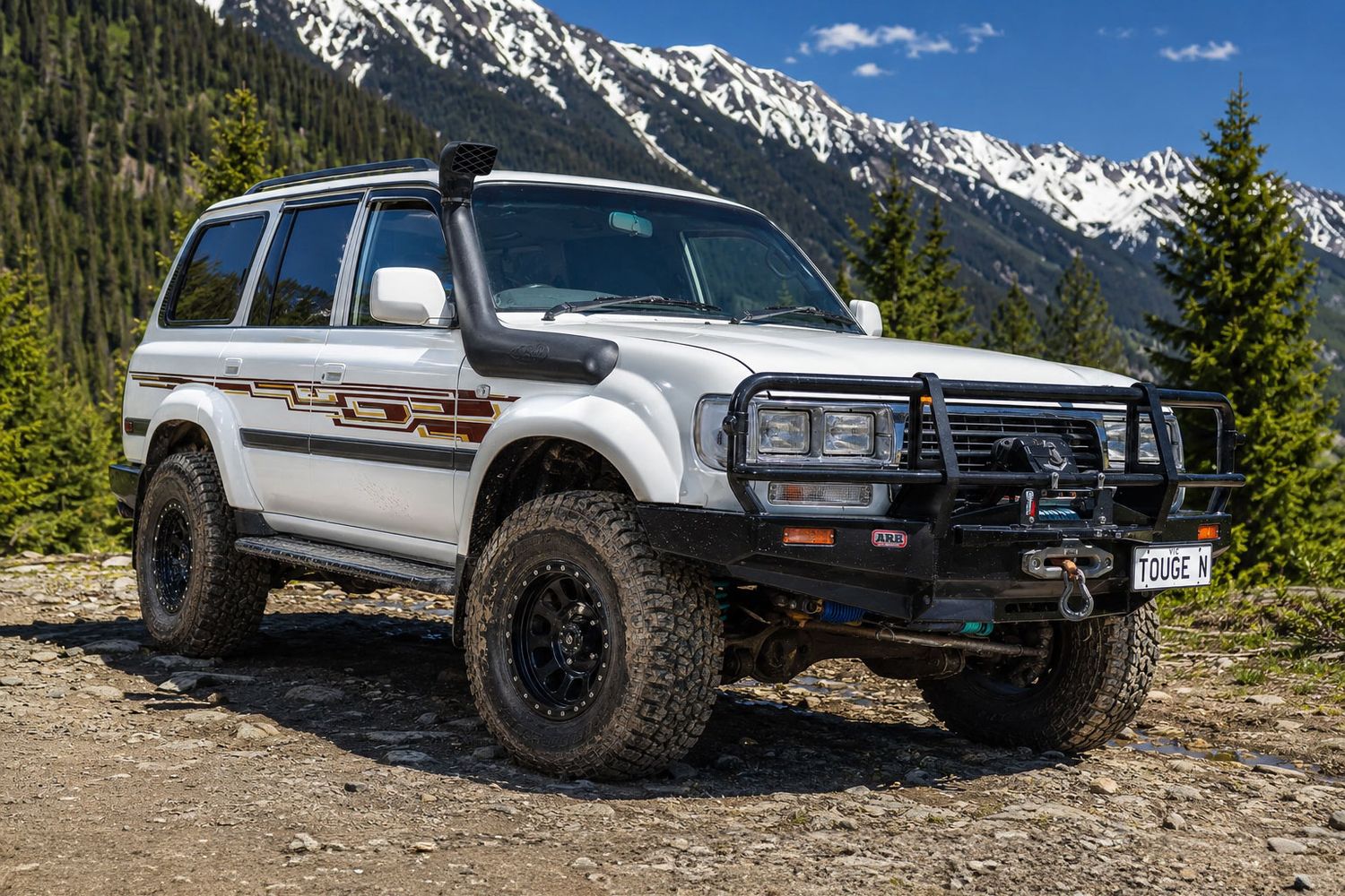 DOHA BODY STRIPES KIT : 1994-1997 80-SERIES TOYOTA LAND CRUISER