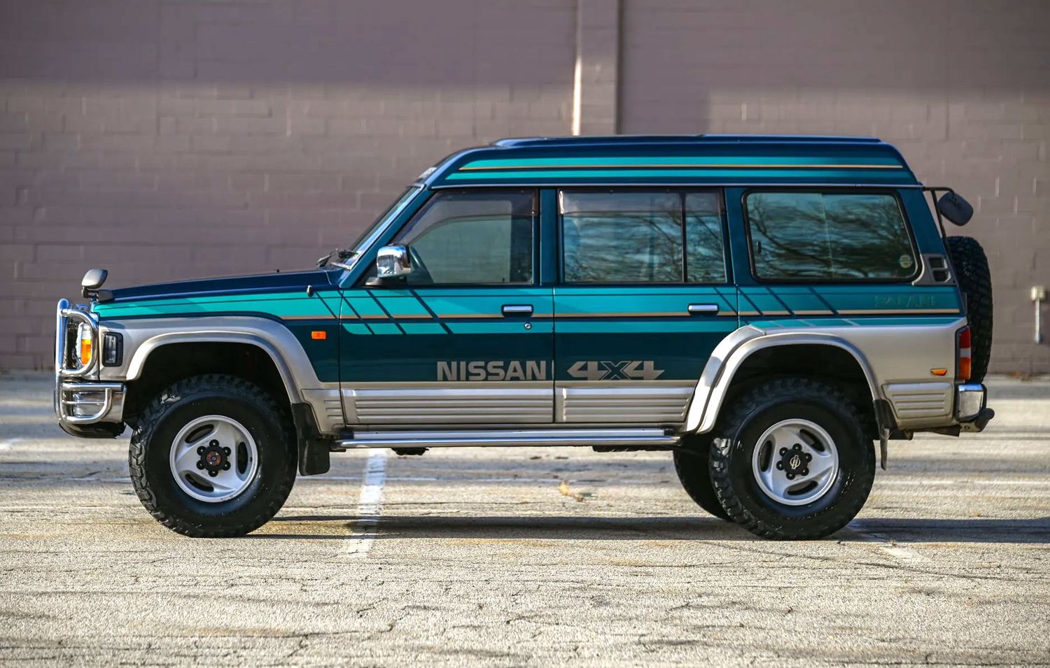 YOKOHAMA BODY STRIPES KIT : 1987-1997 GQ/Y60 NISSAN PATROL (WAGON)