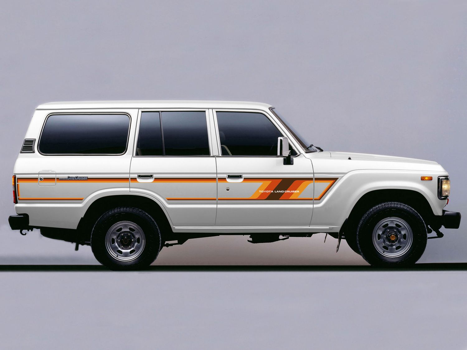 KAMAKURA BODY STRIPE DECAL KIT : TOYOTA LAND CRUISER 60-SERIES