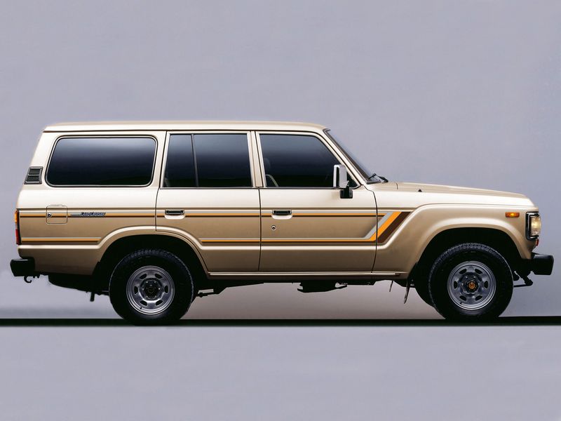 TABORA BODY STRIPE KIT : TOYOTA LAND CRUISER J60