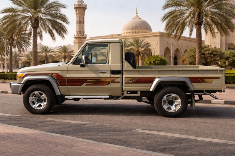 TABUK BODY STRIPES KIT : J79-SERIES TOYOTA LAND CRUISER (SINGLE-CAB UTILITY) (PRE-FACE-LIFT)
