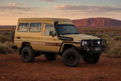 ULURU BODY STRIPES KIT : 78-SERIES LAND CRUISER (TROOP CARRIER)
