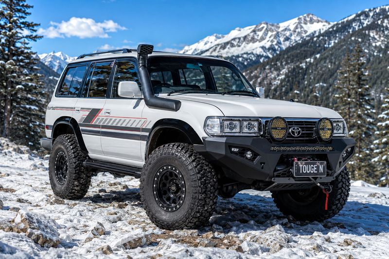 TEWANTIN BODY STRIPE KIT : 80-SERIES LAND CRUISER (1994-1997)