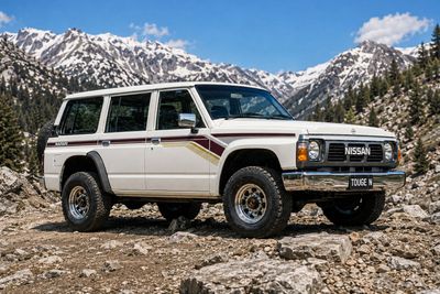 ATHENS BODY STRIPES KIT : 1987-1997 GQ/Y60 NISSAN PATROL (WAGON)