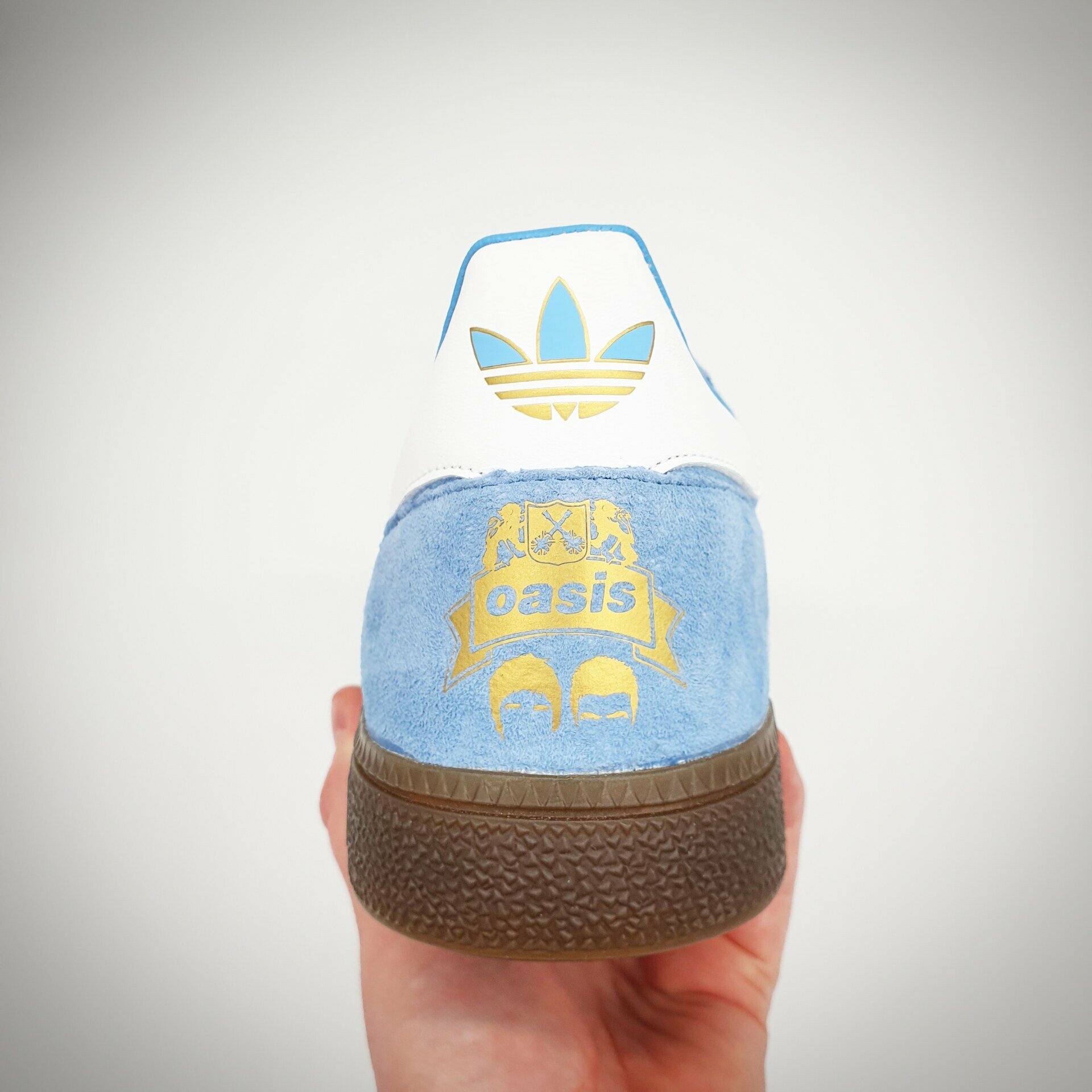 Adidas store spezial oasis