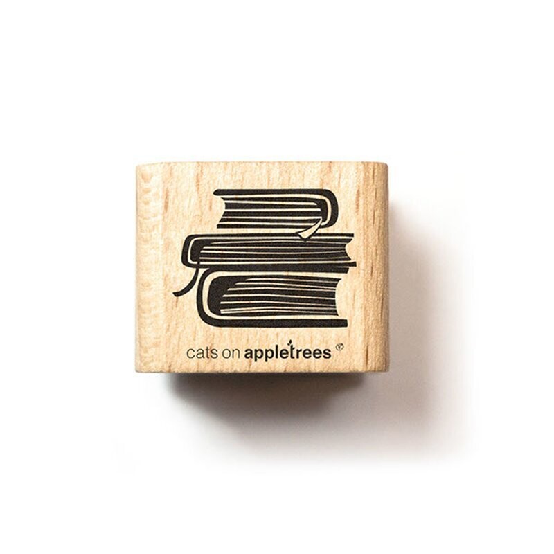 Cats on appletrees - Libros
