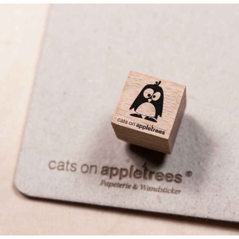 Cats on appletrees - Pinguino Oscar Mini
