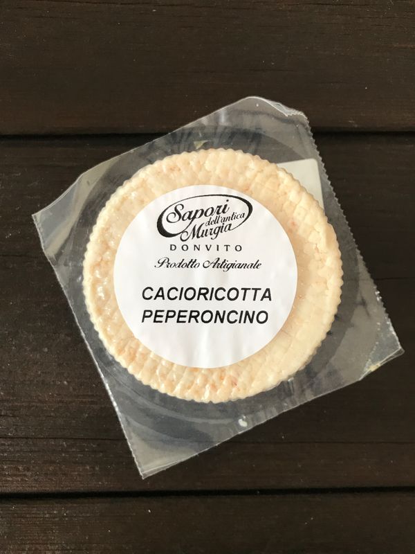 CACIORICOTTA AL PEPERONCINO 250GR CA SOTTOVUOTO ANTICA MURGIA
