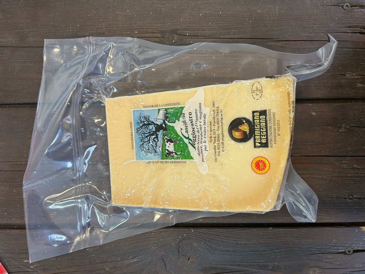 PARMIGIANO REGGIANO SOTTOVUOTO 32/34 MESI 1 KG POGGIOCASTRO