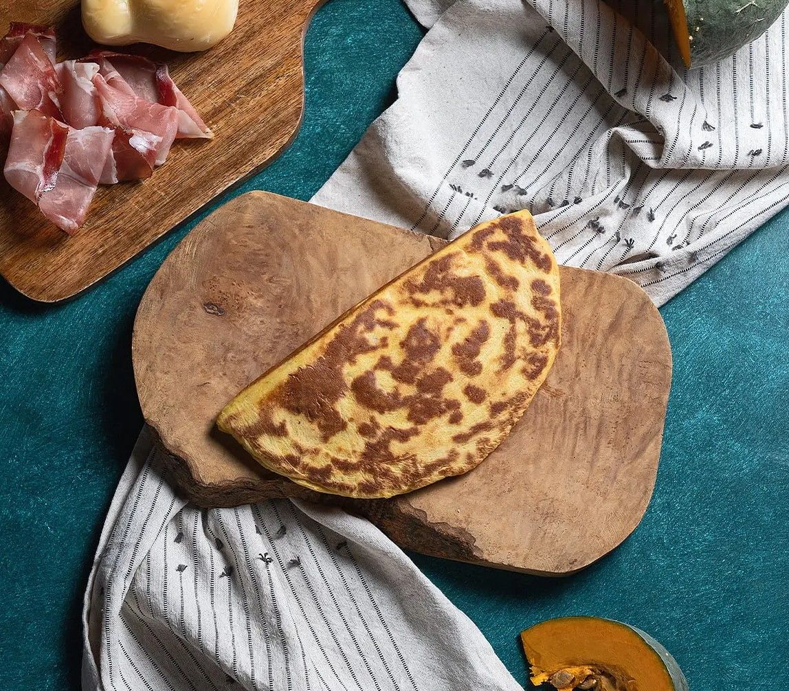 CRESCIONE ALLA ZUCCA SPECK E SCAMORZA 300GR MANU IN PASTA SCATOLA DA 2 CONFEZIONI