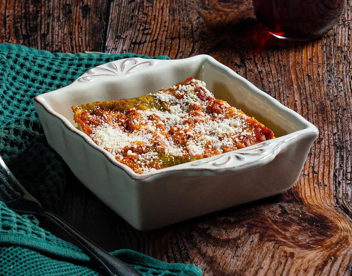 LASAGNE VERDI AL RAGU' MANU IN PASTA