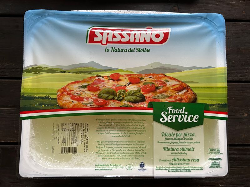 MOZZARELLA FIOR DI LATTE IN ACQUA 100% ITALIANO VASCA DA 3 KG SASSANO