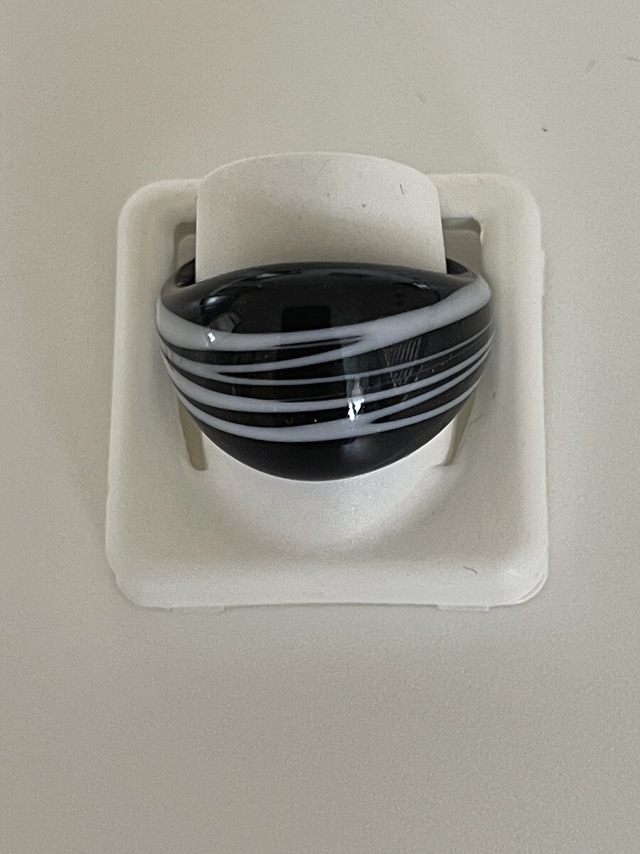 Ring Murano domed, striped black/white