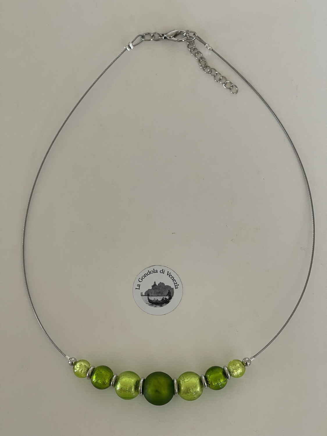 Necklace GdV 7 balls 14. 12. 10/8mm light green