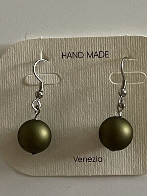 Ohrhänger Venezia 12mm  Kugel matt olivegrün