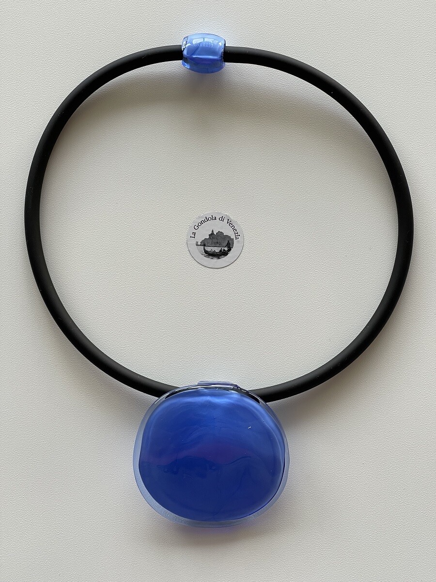 Necklace GREENDESI pendant 55mm, royal blue