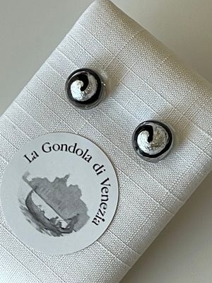 Stud earrings Murano 8mm