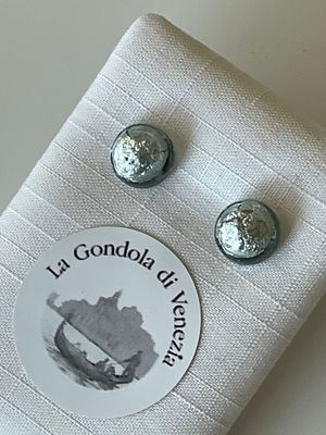 Stud earrings Murano 8mm