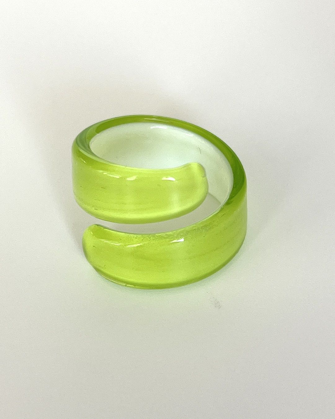 Ring Murano gedreht