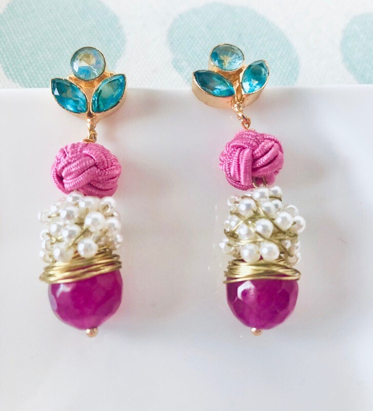 Lena Ohrring mit einer Edelstein Perle in Pink und Muschelkernperlen