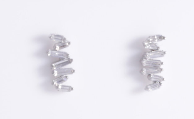 BAGUETTE STUDS