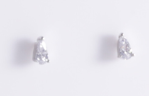 SMALL PEAR SHAPED STUDS