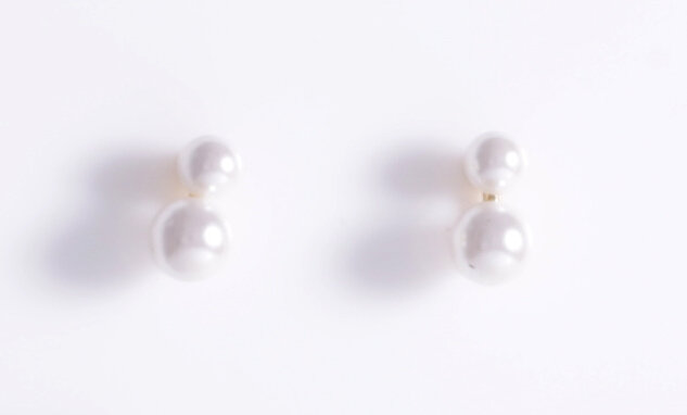 SMALL DOUBLE PEARL STUDS