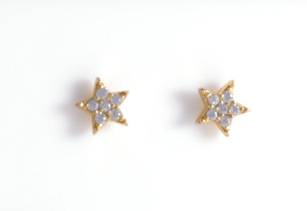 SMALL PAVE STAR STUDS