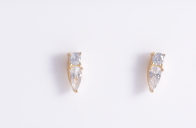 SMALL DOUBLE STONE STUDS