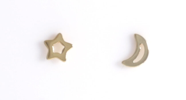TINY OPEN MOON AND STAR STUDS