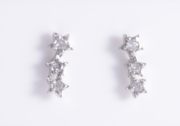 TRIPLE STONE STAR STUDS