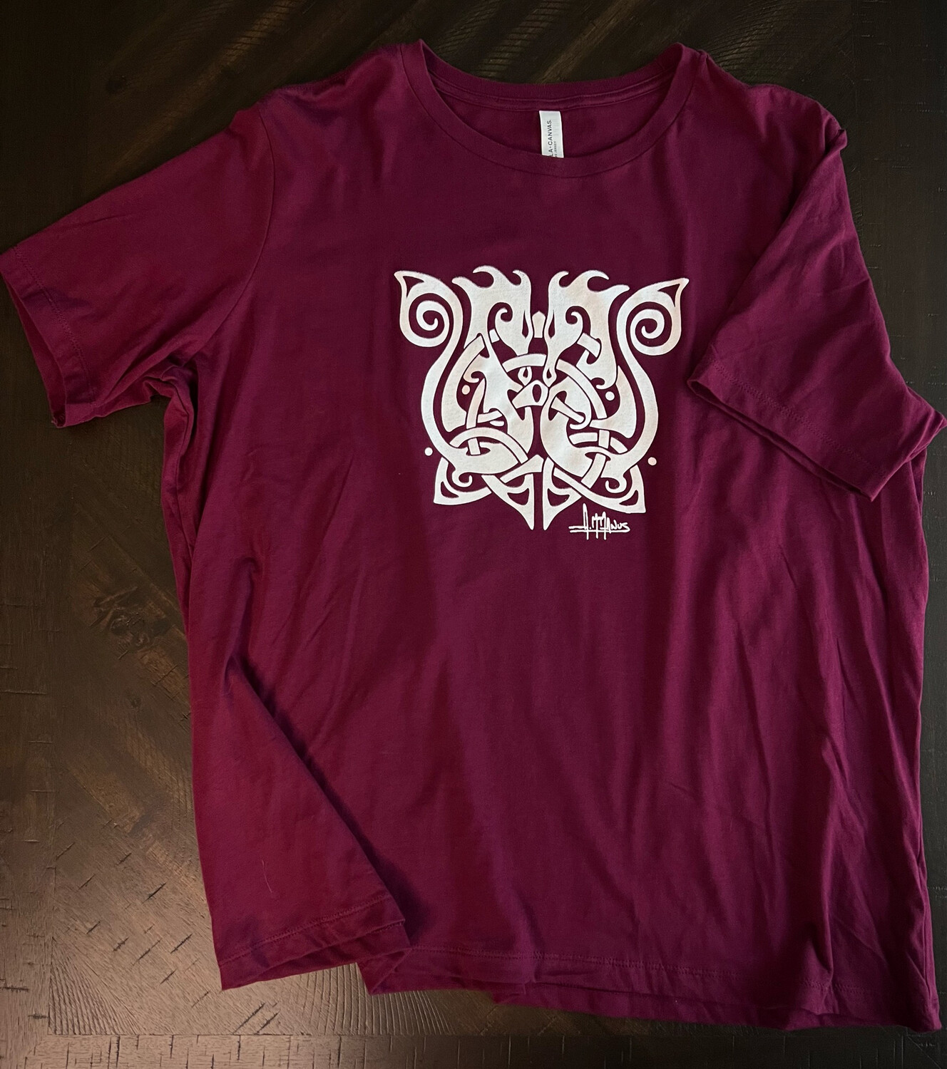 SALE! Celtic Seahorses T-Shirt (2XL)