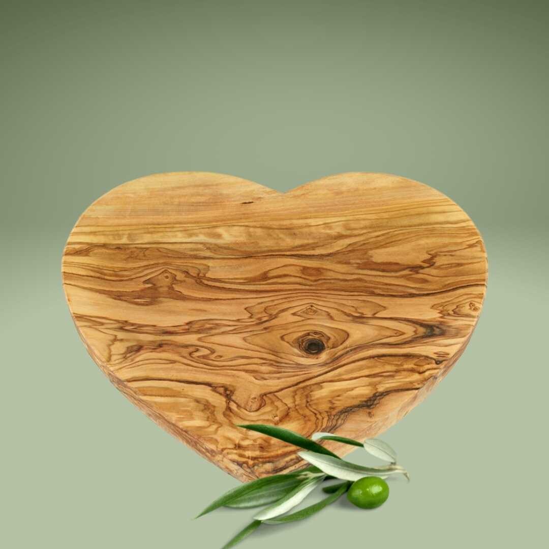 Leikkuulauta, sydänmalli oliivipuuta