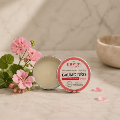 Luonnollinen deodoranttivoide Greippi & Geranium – COSMOS ORGANIC 50 g Luonnollinen ja alumiiniton deodoranttivoide Greippi & Geranium – COSMOS ORGANIC 50 g