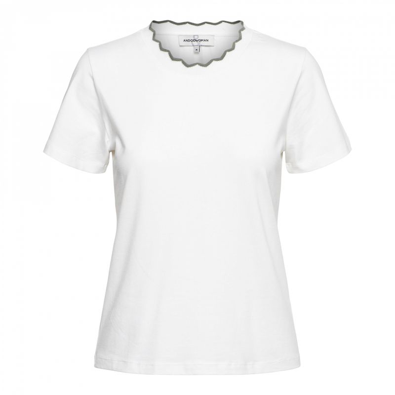 &amp;CO Woman T-shirt fancy hals