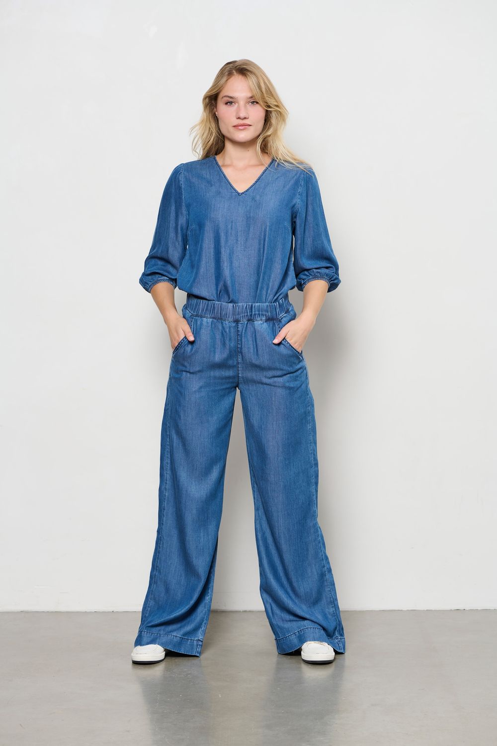 &amp;CO Woman blouson denim