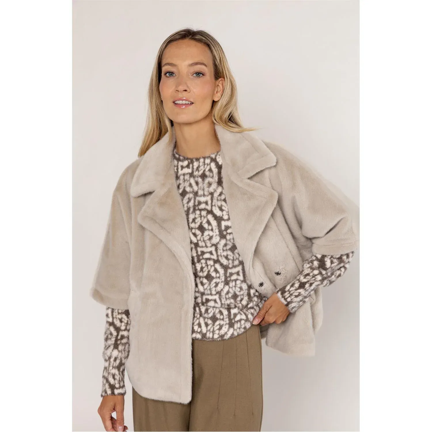 Poools jacket faux fur reverskraag