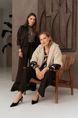 &amp;CO WOMAN