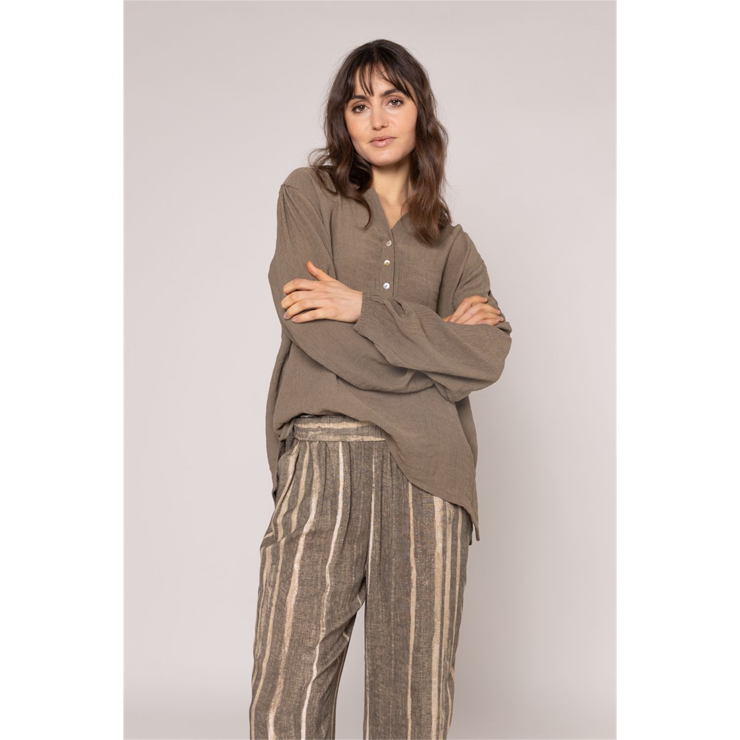 Another Woman blouson crincle